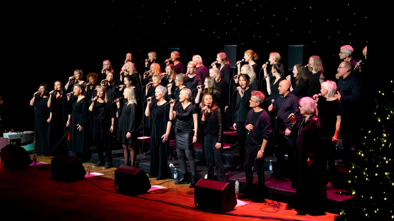 JulekonsertmedFåbergGospelkor&band